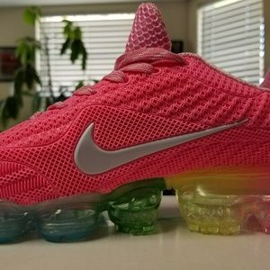 New in box Women's Nike Air Max vapormax size 7